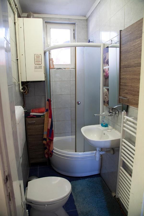 Apartman Ksenija Ðakovo Esterno foto