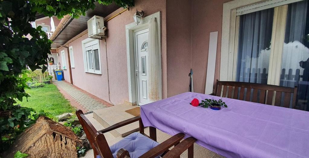 Apartman Ksenija Ðakovo Esterno foto